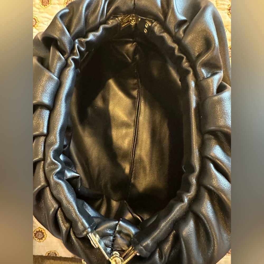 Prime Original Black Cloud Clutch Bag with Gold Chunky Chain Like New - Picture 5 of 6